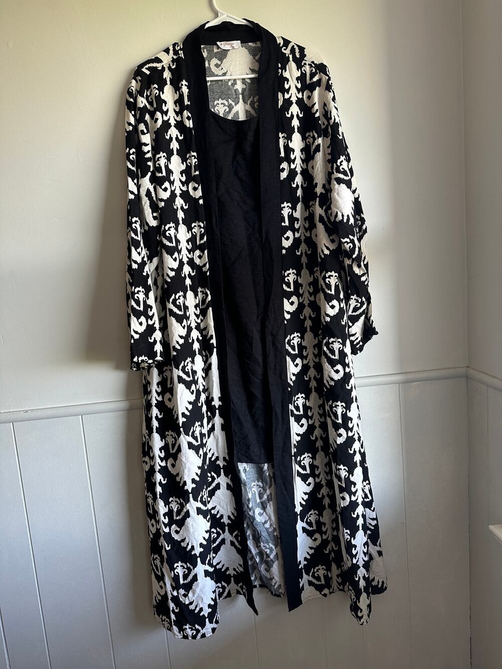 Pareige Paris Black White Damask Baroque Print Open Front Duster Kimono Jacket